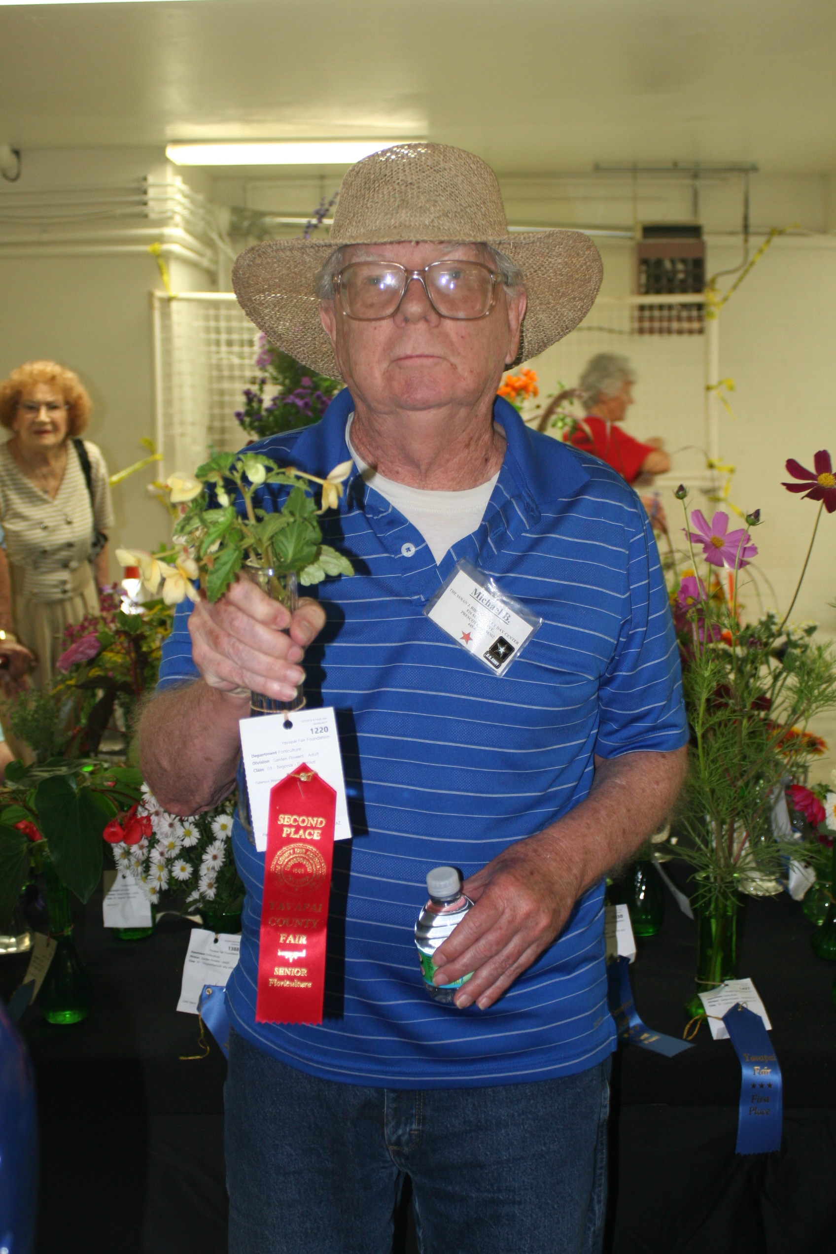 Veteran Mike Brown and his second place prize at the Yavapai County Fair