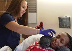 Veteran Nadine Stanford receives Acupuncture from Amanda Federovich